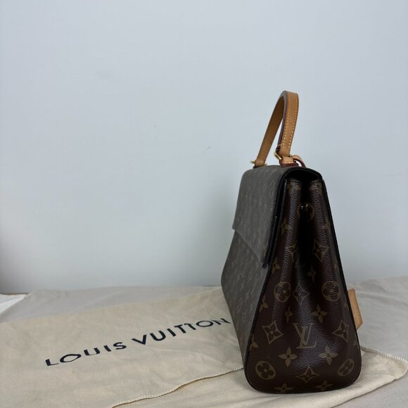 Louis Vuitton Monogram Cluny BB - Picture 2 of 16
